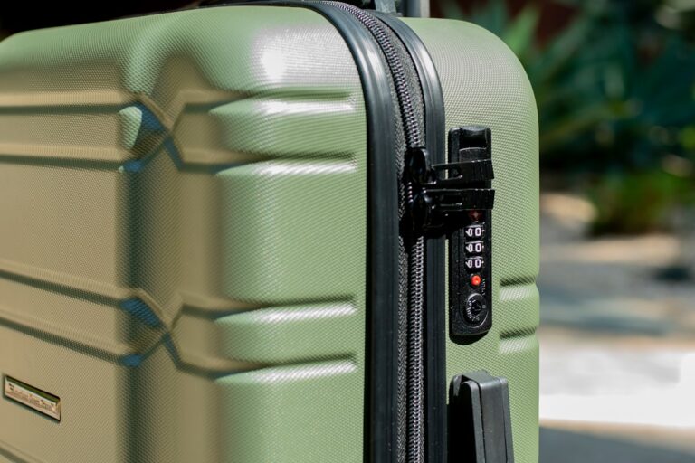 Exploring the Latest Trends in Luggage Design and Functionality